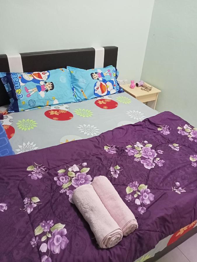 Holiday Home Bagan Lalang 5 Aircon Kampong Bagan Lalang Exterior foto